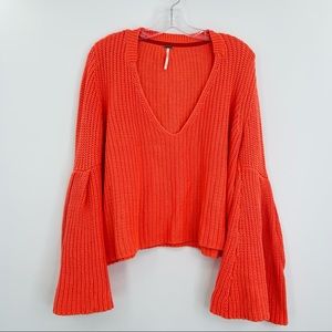 Free People damsel sweater bell sleeve v neck knit coral women's size Small